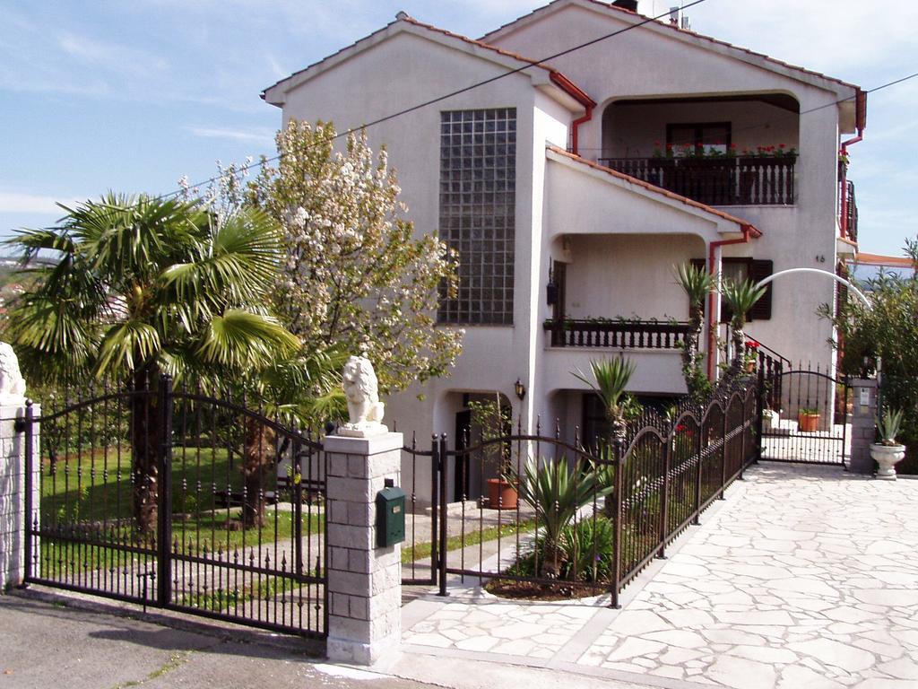 Apartments Peric Opatija Exterior photo