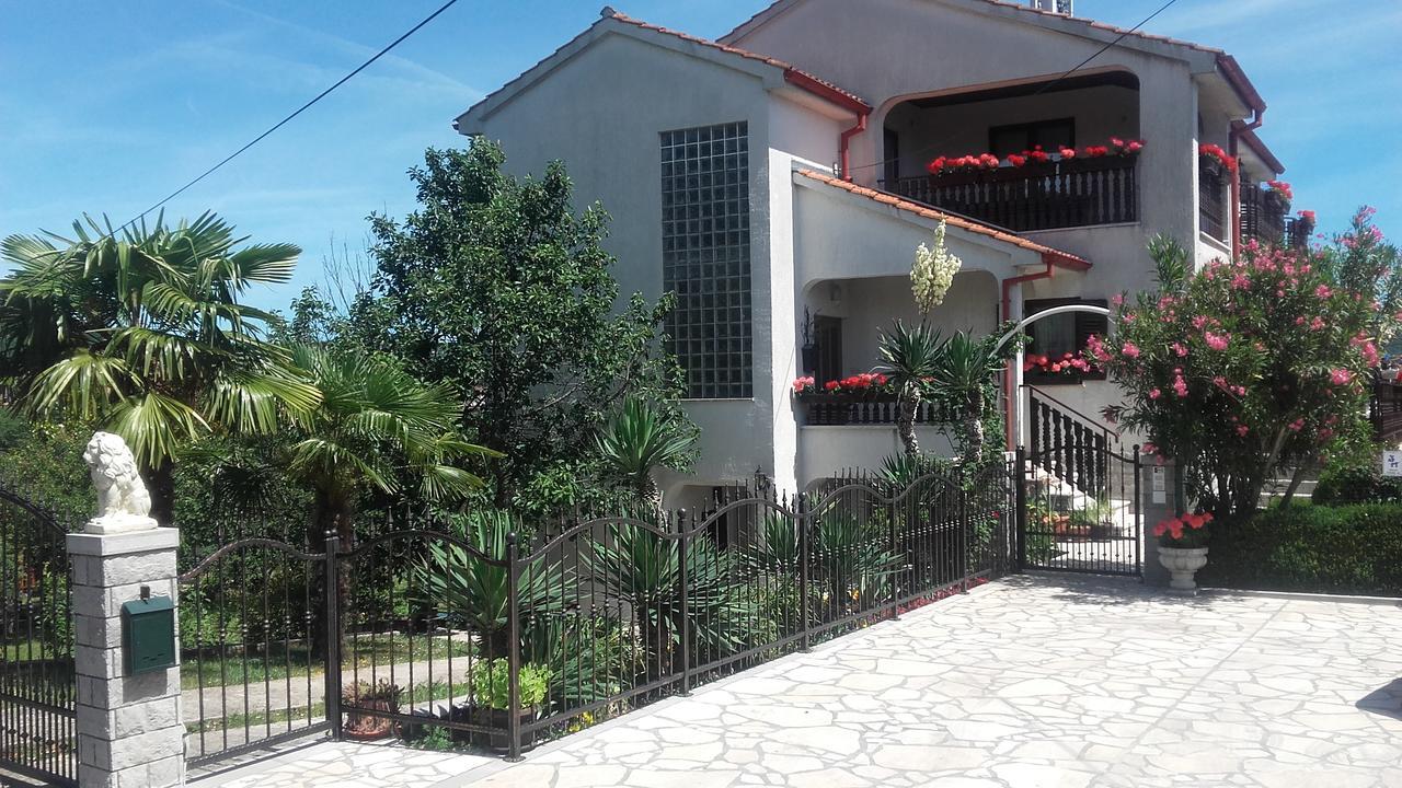 Apartments Peric Opatija Exterior photo